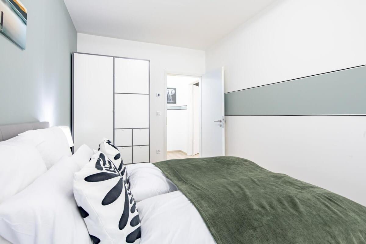 Free Parking - Balcony - Sunny - New Appartement Boedapest Buitenkant foto